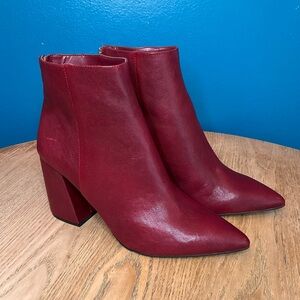 New! Vince Camuto Red Leather Block Heel Pointed Toe Ankle Boots Women’s Size 11